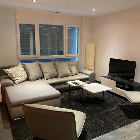Splendid New Rooftop Apartman